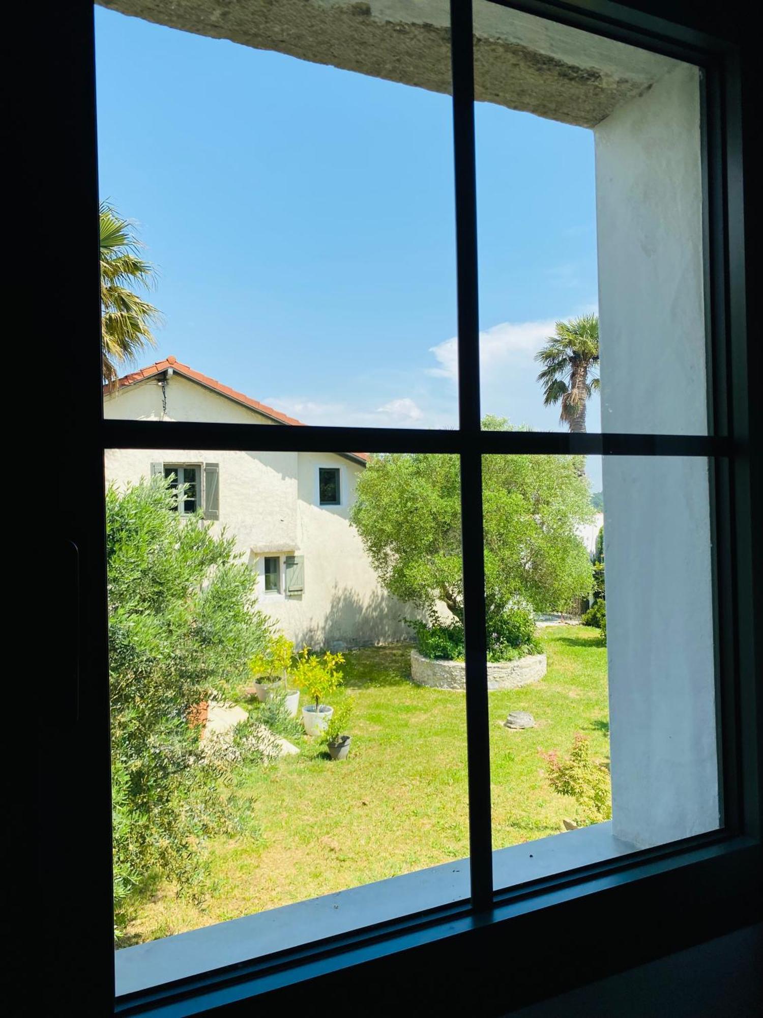 La Bastide De Guiche Entre Ocean Et Montagnes Apartment Luaran gambar